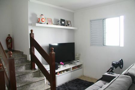Casa à venda com 130m², 3 quartos e 2 vagasSala de TV 