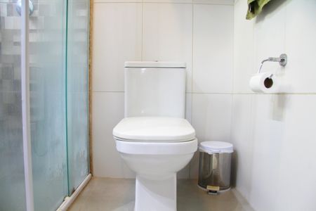 Casa à venda com 130m², 3 quartos e 2 vagasBanheiro da Suíte