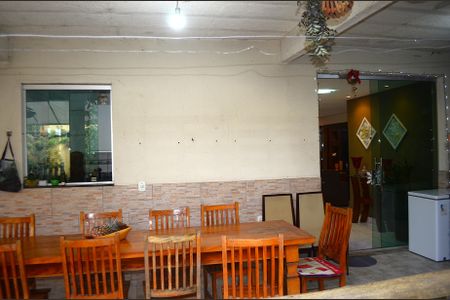 Casa à venda com 200m², 5 quartos e 5 vagasÁrea externa