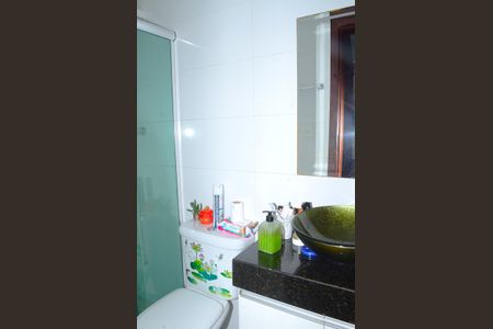 Casa à venda com 200m², 5 quartos e 5 vagasBanheiro da Suíte