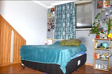 Casa à venda com 200m², 5 quartos e 5 vagasQuarto 2