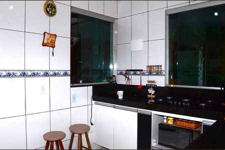 Casa à venda com 200m², 5 quartos e 5 vagasCozinha