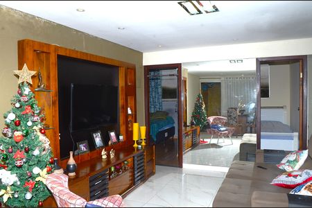 Sala de casa à venda com 5 quartos, 200m² em Dom Silvério, Belo Horizonte