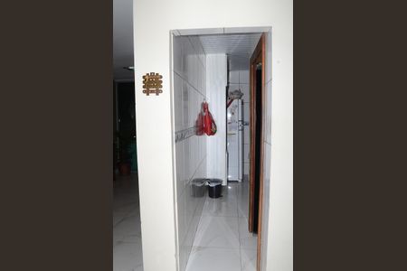 Casa à venda com 200m², 5 quartos e 5 vagasCorredor