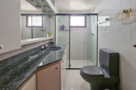Apartamento para alugar com 130m², 3 quartos e 2 vagasBanheiro Social