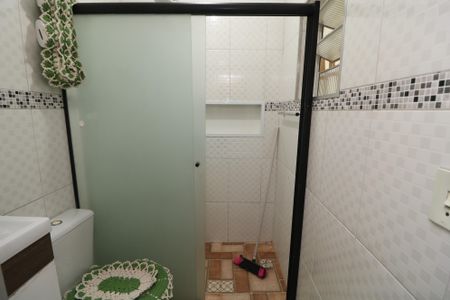 Casa à venda com 58m², 2 quartos e 2 vagasBanheiro da Suíte 2