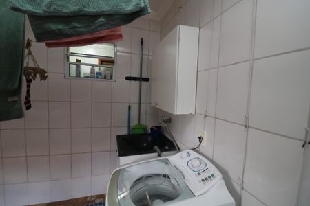 Casa à venda com 58m², 2 quartos e 2 vagasÁrea de Serviço