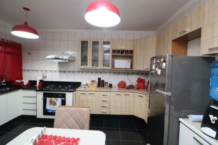 Casa à venda com 58m², 2 quartos e 2 vagasCozinha