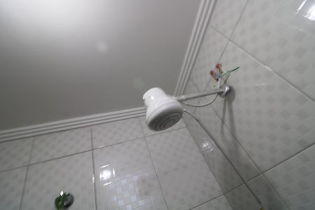 Casa à venda com 58m², 2 quartos e 2 vagasBanheiro da Suíte 2