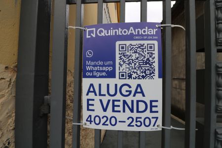 Casa à venda com 58m², 2 quartos e 2 vagasFachada