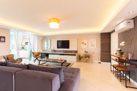 Sala de apartamento à venda com 3 quartos, 157m² em Marechal Rondon, Canoas