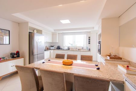 Apartamento à venda com 157m², 3 quartos e 2 vagasCopa