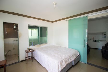 Casa à venda com 592m², 5 quartos e 2 vagasQuarto Suíte