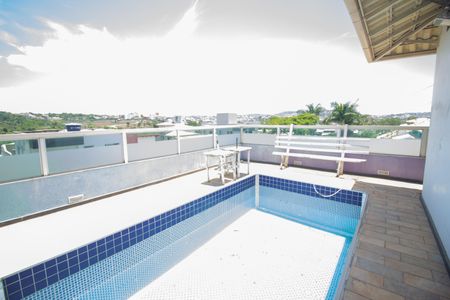 Casa à venda com 592m², 5 quartos e 2 vagasÁrea comum - Piscina