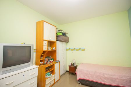 Casa à venda com 592m², 5 quartos e 2 vagasQuarto 2