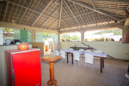 Casa à venda com 592m², 5 quartos e 2 vagasTerraço