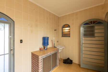 Casa à venda com 350m², 3 quartos e 4 vagas Casa à venda com 350m², 3 quartos e 4 vagasÁrea de Serviço