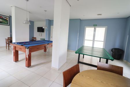 Apartamento para alugar com 65m², 2 quartos e 1 vagaÁrea comum - Sala de jogos