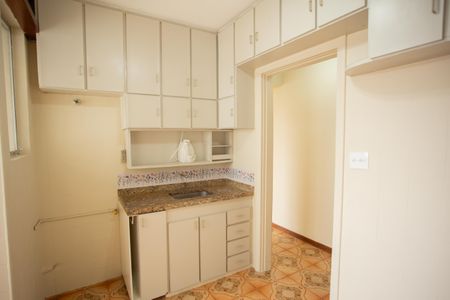 Apartamento à venda com 68m², 2 quartos e 1 vagaCOZINHA