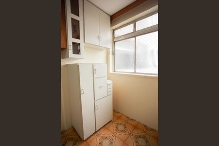 Apartamento à venda com 68m², 2 quartos e 1 vagaÁREA DE SERVIÇO