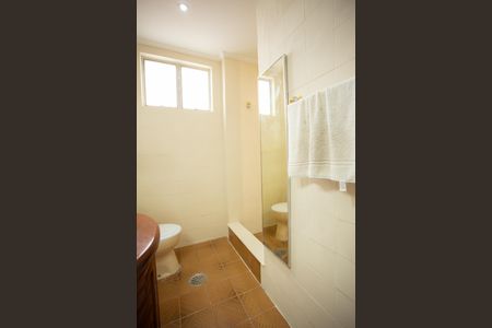 Apartamento à venda com 68m², 2 quartos e 1 vagaBANHEIRO