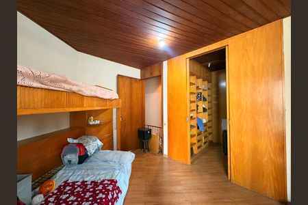 Apartamento à venda com 350m², 4 quartos e 3 vagasSuite 2