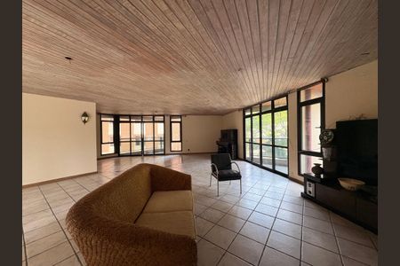 Apartamento à venda com 350m², 4 quartos e 3 vagasSala