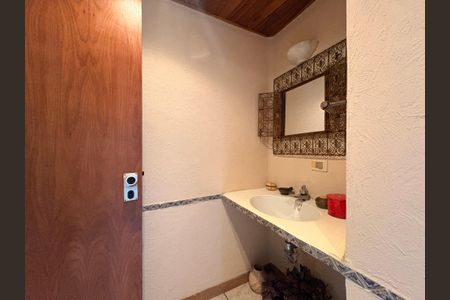 Apartamento à venda com 350m², 4 quartos e 3 vagasLavabo