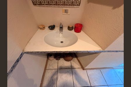 Apartamento à venda com 350m², 4 quartos e 3 vagasLavabo