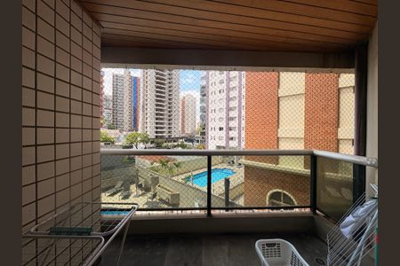 Apartamento à venda com 350m², 4 quartos e 3 vagasSacada da suíte 4