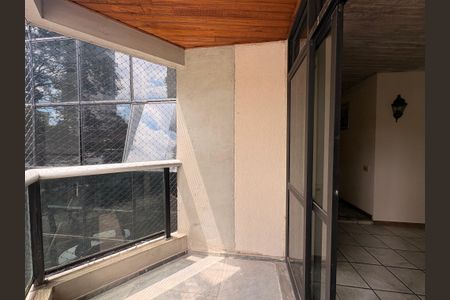 Apartamento à venda com 350m², 4 quartos e 3 vagasSacada da sala