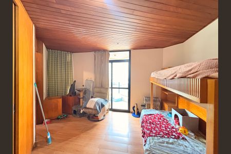 Apartamento à venda com 350m², 4 quartos e 3 vagasSuite 2