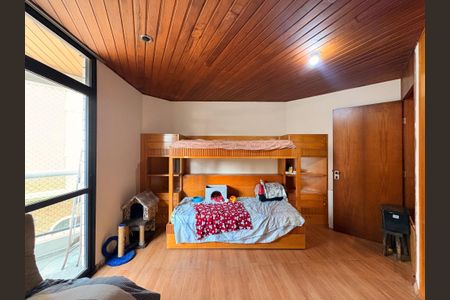 Apartamento à venda com 350m², 4 quartos e 3 vagasSuite 2