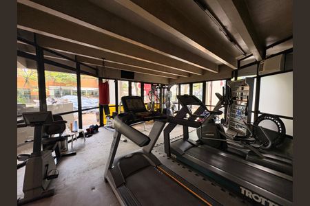 Apartamento à venda com 350m², 4 quartos e 3 vagasÁrea comum - Academia