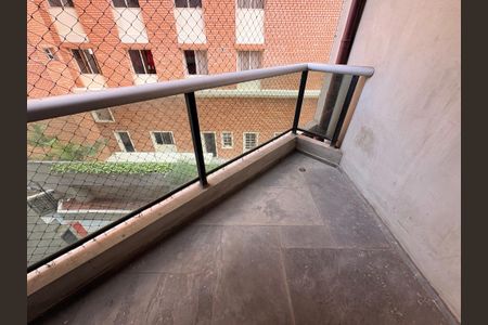 Apartamento à venda com 350m², 4 quartos e 3 vagasSacada da sala