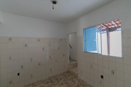 Casa à venda com 130m², 3 quartos e 4 vagas