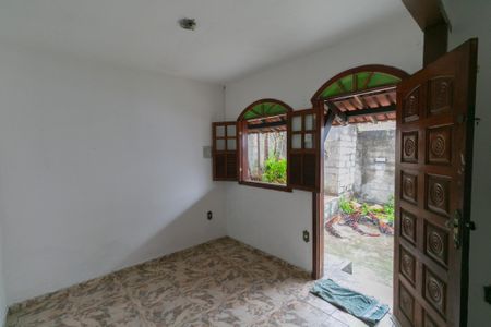 Casa à venda com 130m², 3 quartos e 4 vagas