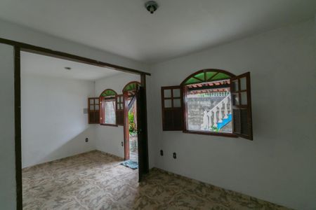 Casa à venda com 130m², 3 quartos e 4 vagas