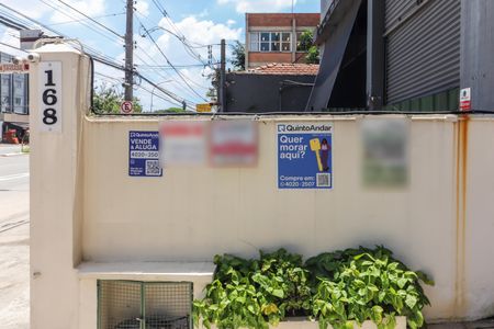 Apartamento à venda com 64m², 2 quartos e sem vaga Apartamento à venda com 64m², 2 quartos e sem vagaFachada
