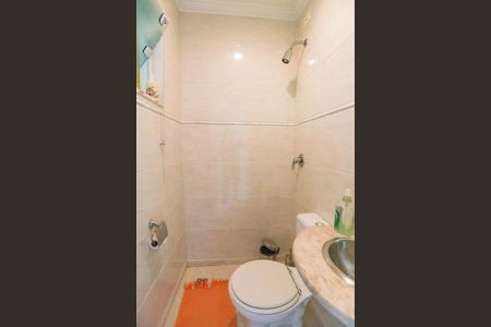 Casa à venda com 250m², 2 quartos e 5 vagas Casa à venda com 250m², 2 quartos e 5 vagasLavabo