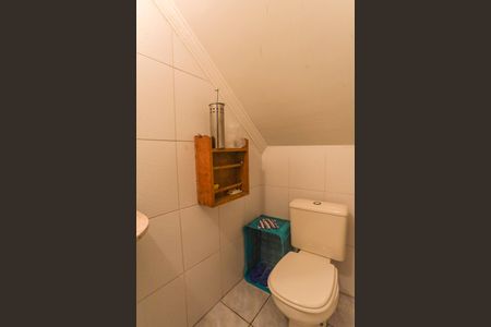 Casa à venda com 250m², 2 quartos e 5 vagas Casa à venda com 250m², 2 quartos e 5 vagasLavabo na garagem