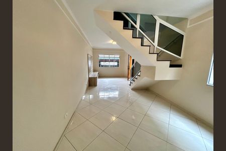 Sala de casa para alugar com 3 quartos, 153m² em Jardim Paraventi, Guarulhos
