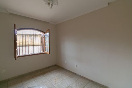 Casa para alugar com 3 quartos, 346m² em Santa Branca, Belo Horizonte