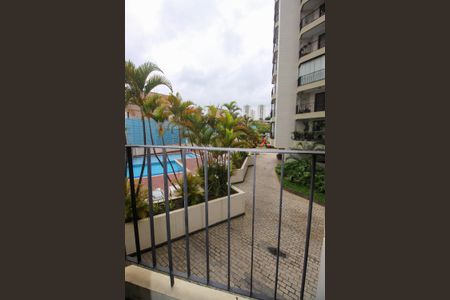 Apartamento para alugar com 100m², 3 quartos e 1 vagaSacada da Suíte