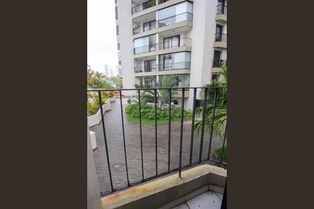 Apartamento para alugar com 100m², 3 quartos e 1 vagaSacada do Quarto 2