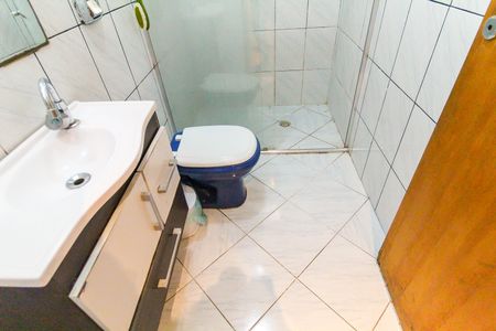 Casa à venda com 166m², 3 quartos e 4 vagas Casa à venda com 166m², 3 quartos e 4 vagasBanheiro 2