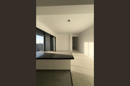 Apartamento à venda com 3 quartos, 123m² em Jardim Vera Cruz, São Paulo