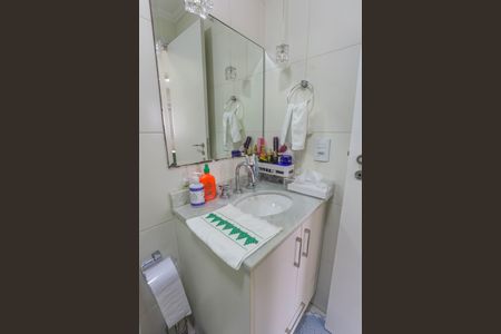 Apartamento à venda com 78m², 3 quartos e 1 vaga Apartamento à venda com 78m², 3 quartos e 1 vagaBanheiro social