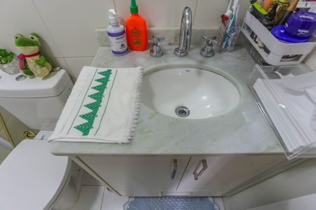 Apartamento à venda com 78m², 3 quartos e 1 vaga Apartamento à venda com 78m², 3 quartos e 1 vagaBanheiro social