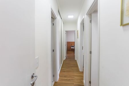 Apartamento à venda com 78m², 3 quartos e 1 vaga Apartamento à venda com 78m², 3 quartos e 1 vagaCorredor